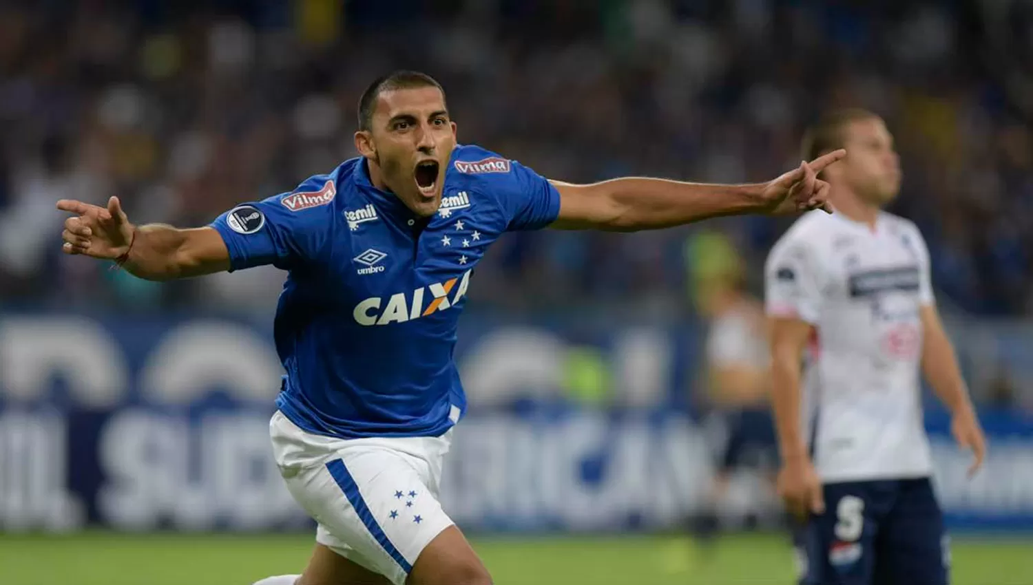 Ábila es más del gusto de Angelici que el de Guillermo Barros Schelotto.
FOTO TOMADA DE TN.COM.AR