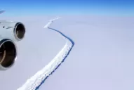 Fotos y videos: en la Antártida se desprendió un iceberg 64 veces mayor a la capital tucumana