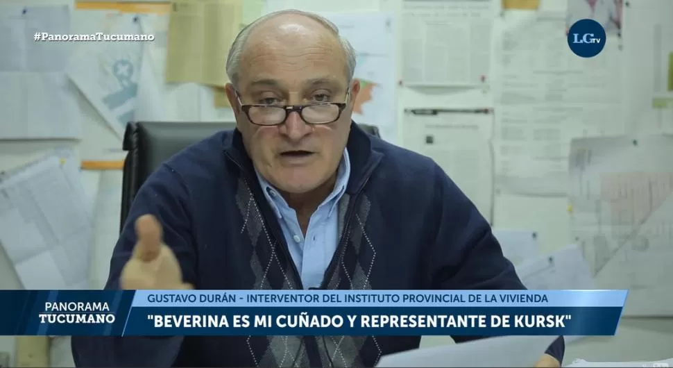 EN SU DESPACHO. El interventor del IPV, Gustavo Durán, reconoció que se cedieron obras a la empresa de su cuñado. la gaceta tv