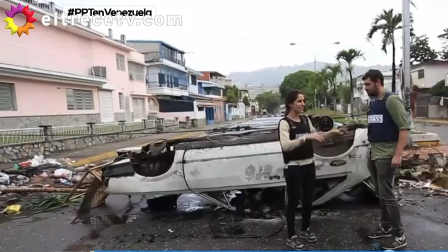 Equipo de prensa de Periodismo Para Todos. FOTO CAPTURA DE VIDEO.