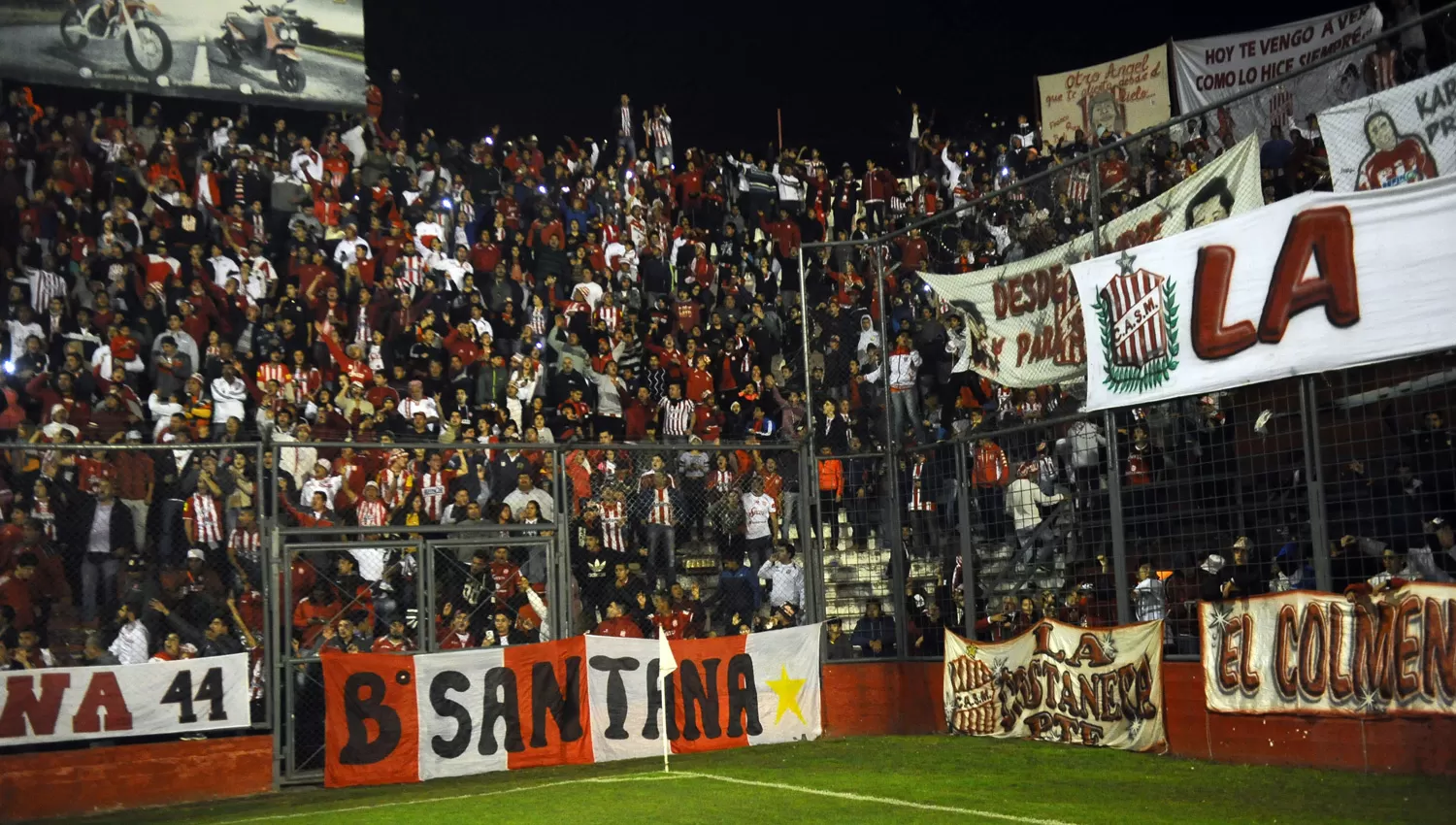 HINCHAS DE SAN MARTÍN (ARCHIVO LA GACETA)