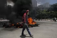 Represión y muerte signan la votación venezolana