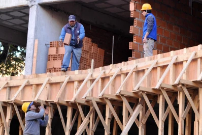 La construcción subió un 17% en junio y acumula cuatro meses consecutivos en alza