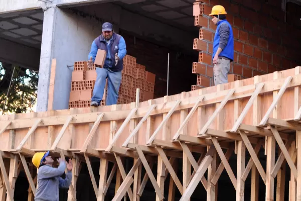 La construcción subió un 17% en junio y acumula cuatro meses consecutivos en alza