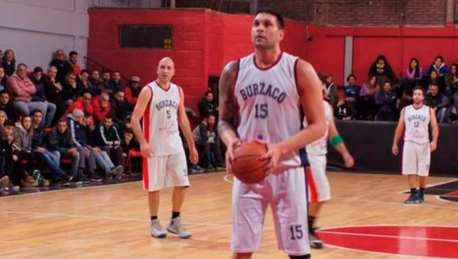 GABRIEL FERNÁNDEZ, JUGADOR DE BURZACO EX GENERACIÓN DORADA (FOTO DIARIO EL SOL)