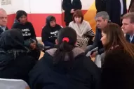 Seguimos peleando contra los transas, le dijeron a Bullrich las madres de chicos adictos