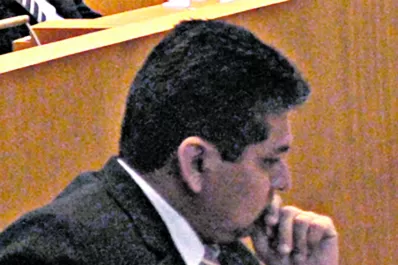 “No sé a qué intereses obedece esto”, dijo Figueroa