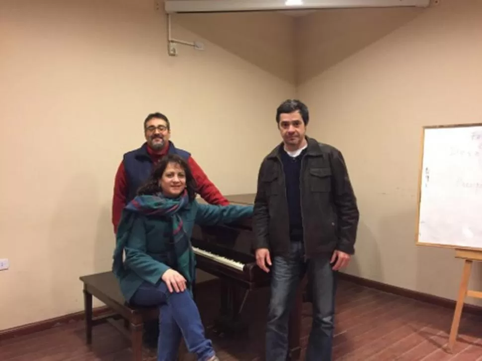 IMPULSORES. Natalia Carignano, Juan Escalante y Claudio Giraud. prensa