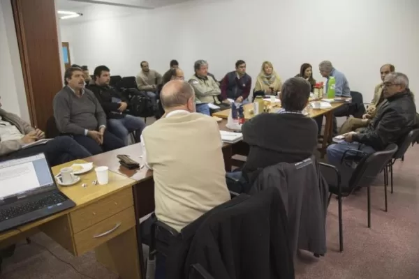 Piden colaboración a los vecinos de La Banda, en Santiago del Estero, para monitorear el HLB