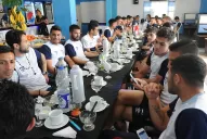 El plantel decano tendrá que seguirla en Buenos Aires