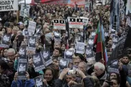 Masiva marcha a la Plaza de Mayo por la desaparición de Santiago Maldonado