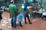 Cuando falta menos de una hora para el cierre de las PASO, votó el 60% del padrón