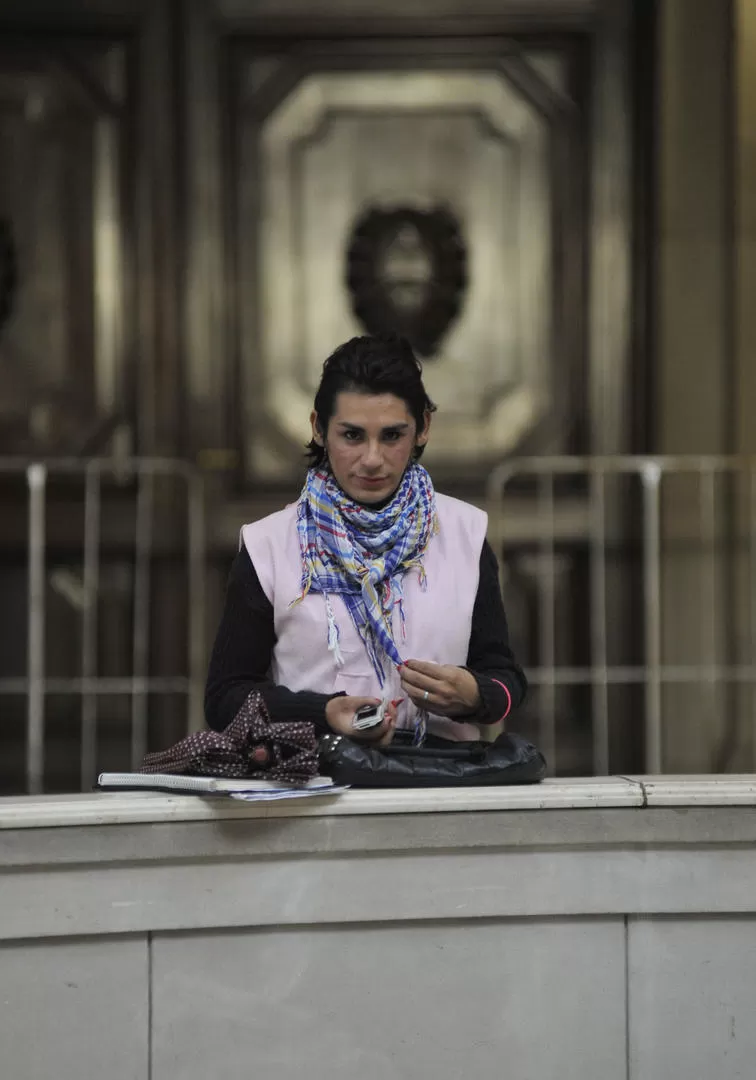 EN TRIBUNALES. Hace cinco años, Ayelén formalizaba su denuncia contra dos policías de la seccional 2°. la gaceta / foto de JORGE OLMOS SGROSSO (archivo)