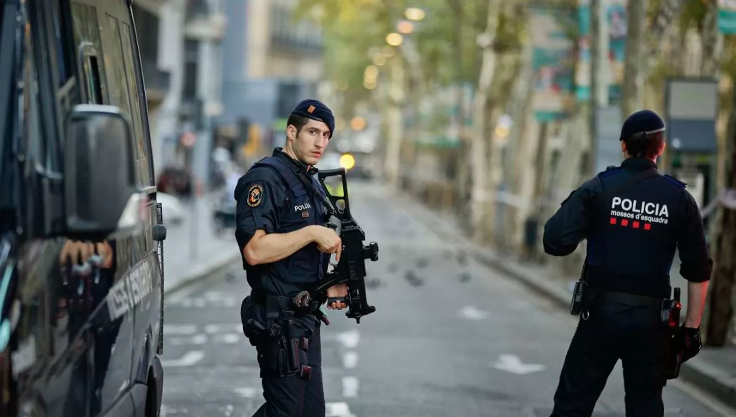 POLICIAS CATALANES. NOTICIEROS.TELEVISA.COM