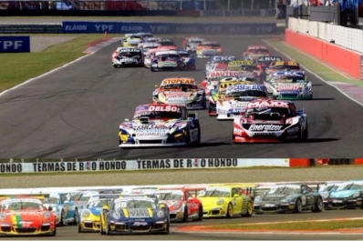 Fin de semana agitado, con el TC y la Copa Porsche, entre otras categorías