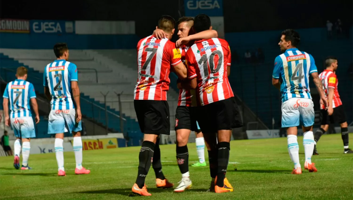 García festeja el primer gol del Santo en Jujuy. FOTO PRENSA DE SAN MARTÍN