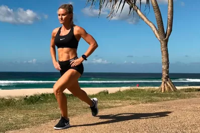 A los 40 años bajó 15 kilos, se volvió fitness y ahora la rompe en Instagram