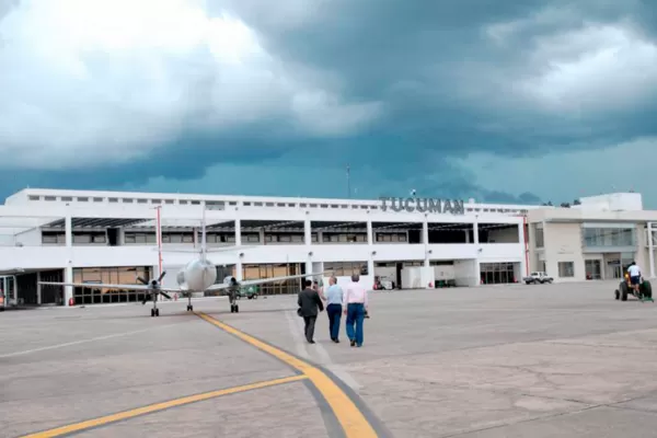 Manzur y Macri, ¿juntos para la inauguración de la remodelación del aeropuerto?