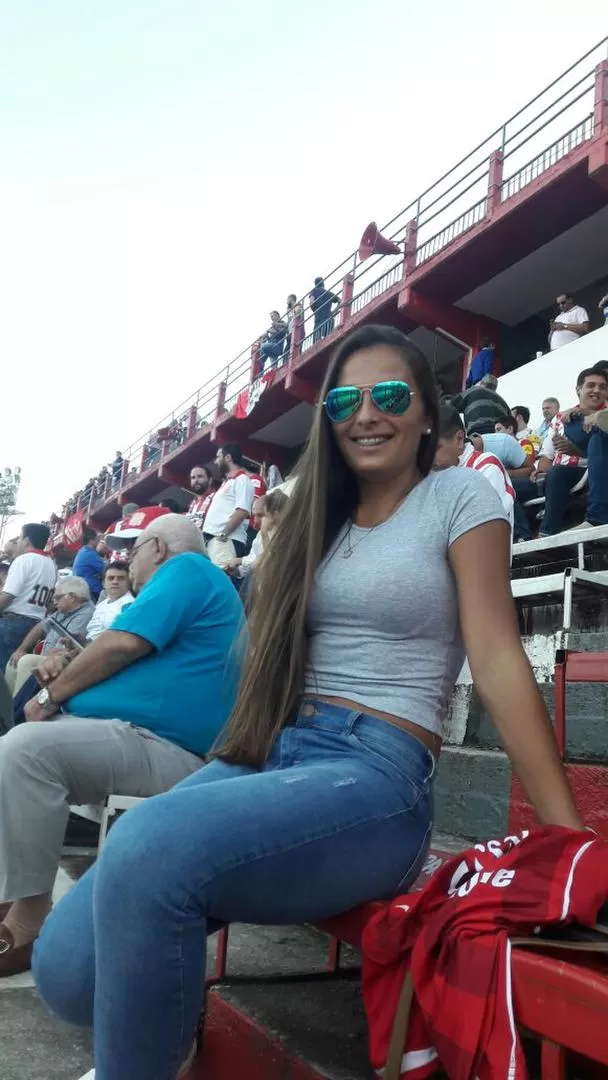 EN LA TRIBUNA. Luciana Boltes Cipri integra la comisión “santa”.  