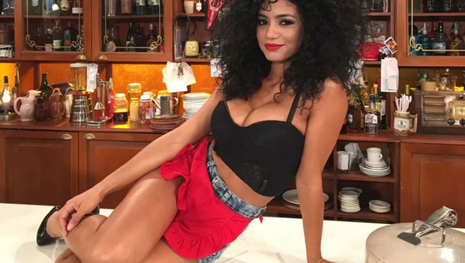 INFARTANTE. Kate Rodríguez hizo explotar las redes al ritmo de Bella y sensual.