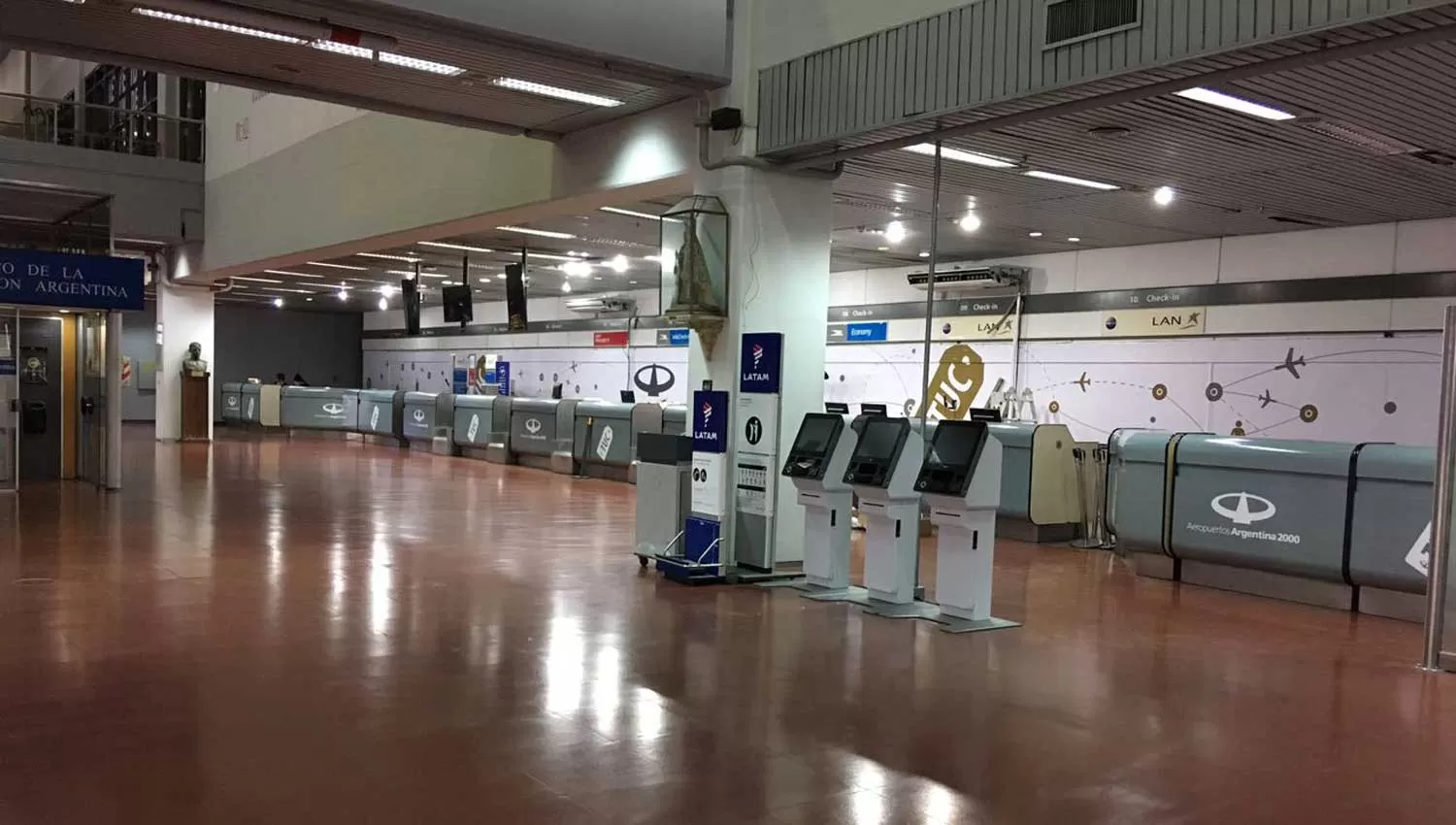 Así luce el aeropuerto a pocas horas de la reinauguración. LA GACETA/FOTO DE LUIS AUGUSTO CARDOZO