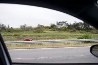 Otro auto fue filmado cuando circulaba a contramano en la autopista rumbo a El Cadillal