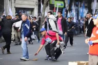 Detenidos en Plaza de Mayo tras la marcha por Santiago Maldonado
