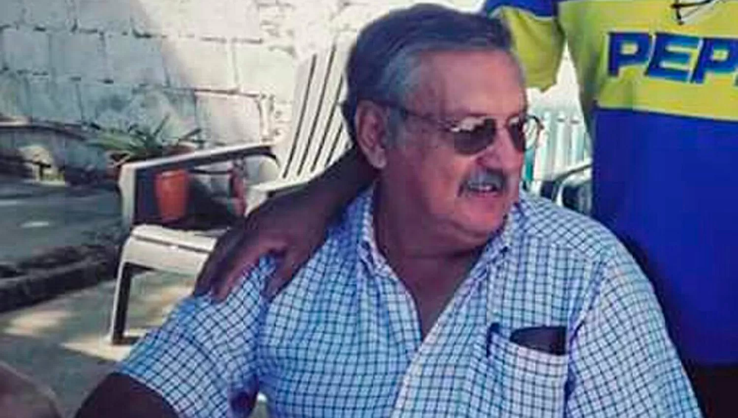 Julio deberá continuar recuperándose en su casa.