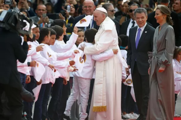 El Papa reza por la paz de Colombia