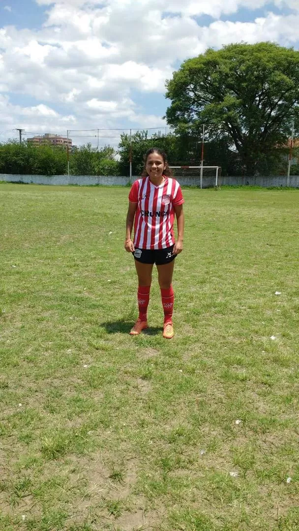 IMPARABLE. Micaela Núñez anotó seis goles para San Martín A.  