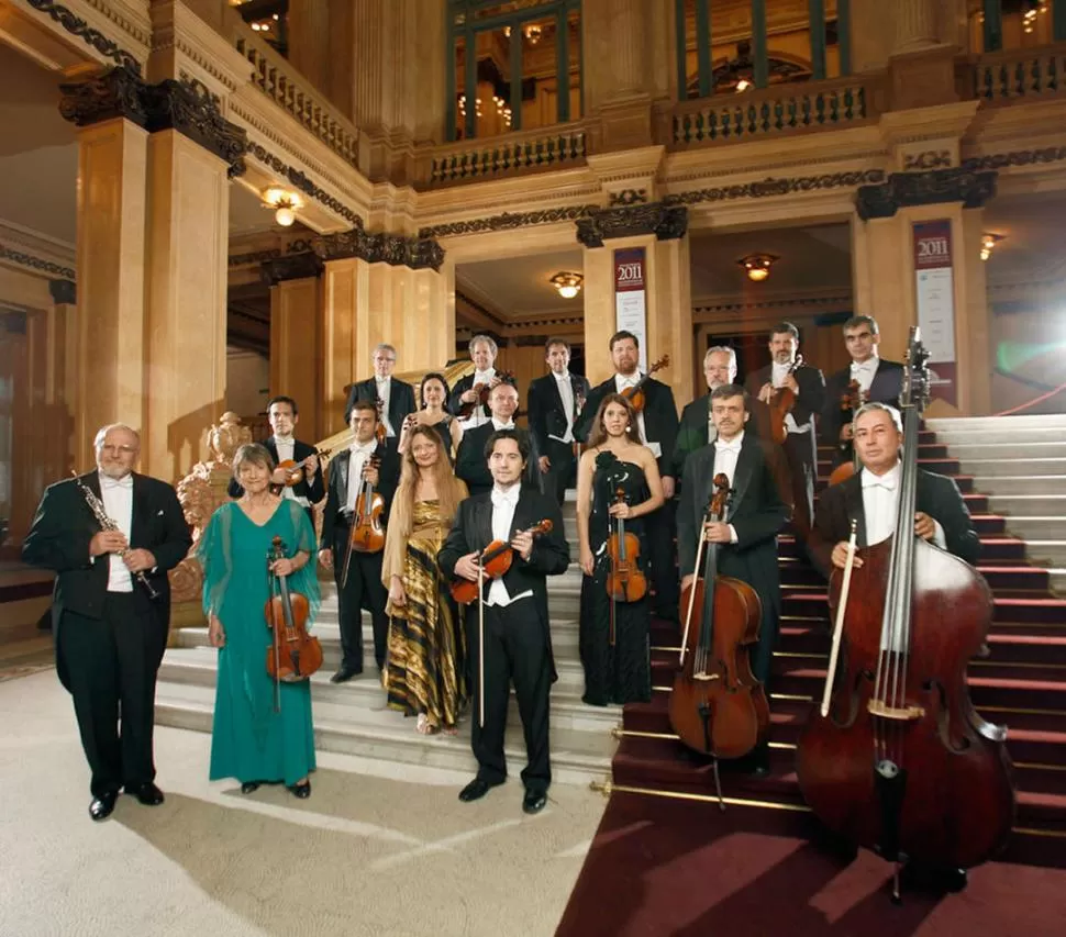 -CAMERATA BARILOCHE.-