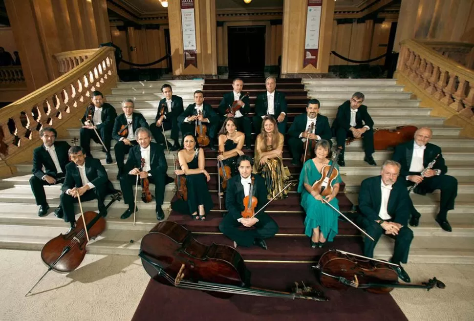 EN EL COLÓN. Medio siglo de trabajo, tesón y jerarquía musical. 