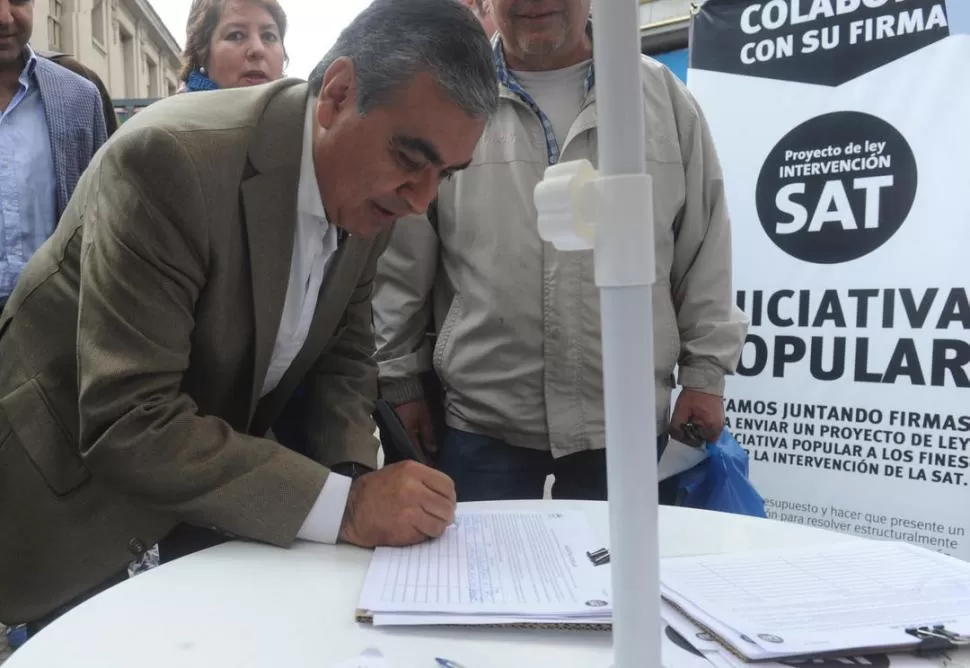 PRIORIDADES. Alfaro aseguró que la Provincia no se preocupa por la SAT. la gaceta / foto de antonio ferroni