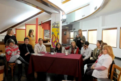 Debaten sobre el empleo de personas con discapacidad