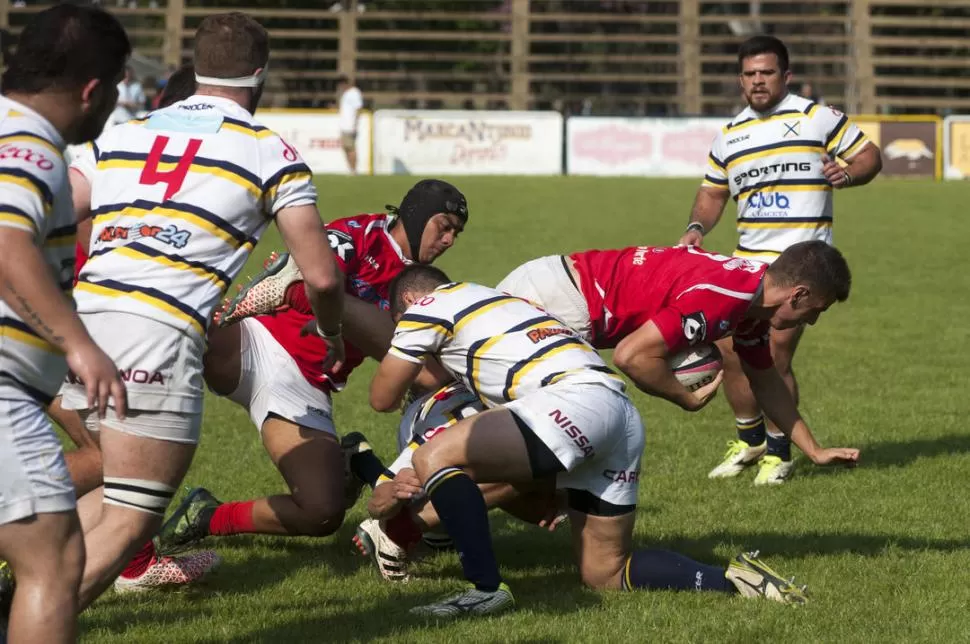 CONTACTO. Habrá dura batalla de forwards entre “Benjamines” y “Rojos”. la gaceta / foto de DIEGO ARAOZ (archivo)