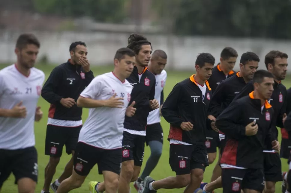 GANADORES. Busse, Prediger, Benegas y Arce ya saben lo que es ser campeón. la gaceta / FOTO DE DIEGO ARAOZ