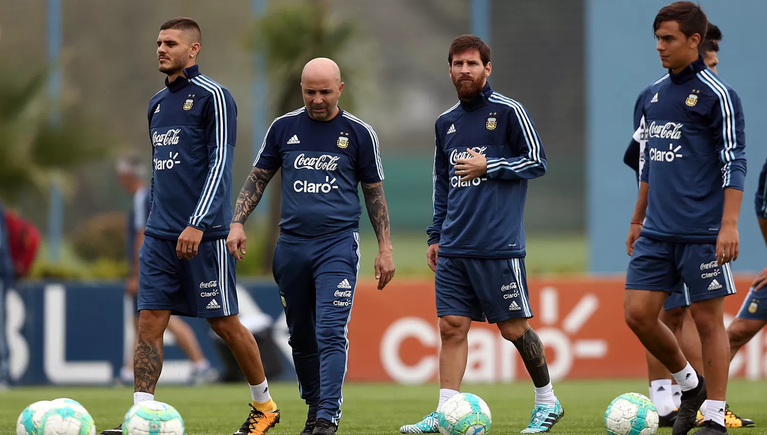 Dybala no tuvo buenas actuaciones con la camiseta del seleccinado. REUTERS