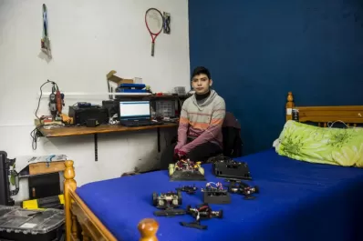 Hacer robots, un hobby que crece entre los adolescentes