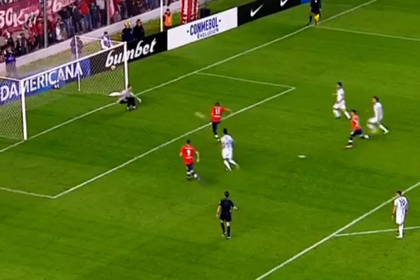 Mirá el penal que atajó Lucchetti y que ilusionó a los hinchas de Atlético