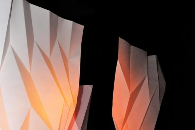 Geometría del sonido: instalación y acción en una experiencia sensorial