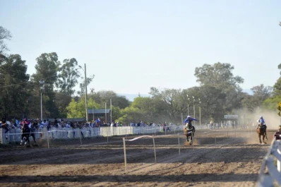 Profesor dictó cátedra en el clásico cuadrero