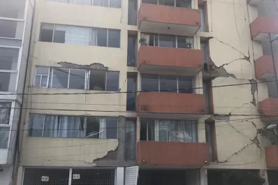 Por el terremoto, suspendieron las clases en los colegios, la actividad bursátil y los partidos de fútbol