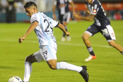 En una noche de golazos, Freitas y Aliendro dijeron presente y Atlético pudo festejar el pase a octavos