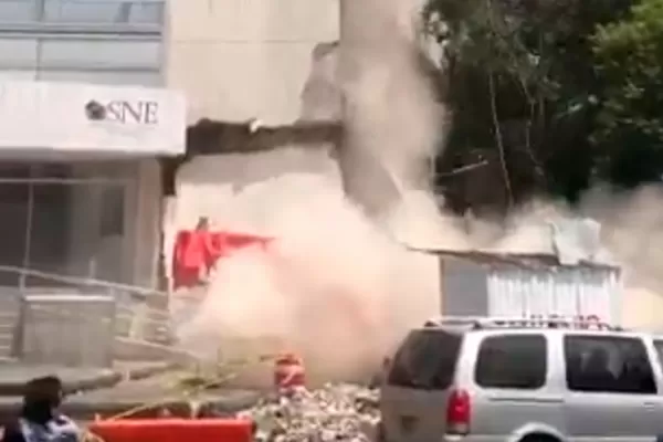 Los impresionantes videos del terremoto que provocó destrozos en México