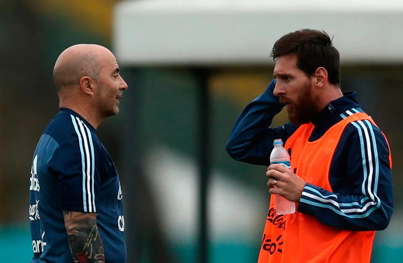 SAMPAOLI Y MESSI (ARCHIVO)