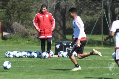 En el Monumental, River debe golear a Wilstermann para seguir en carrera