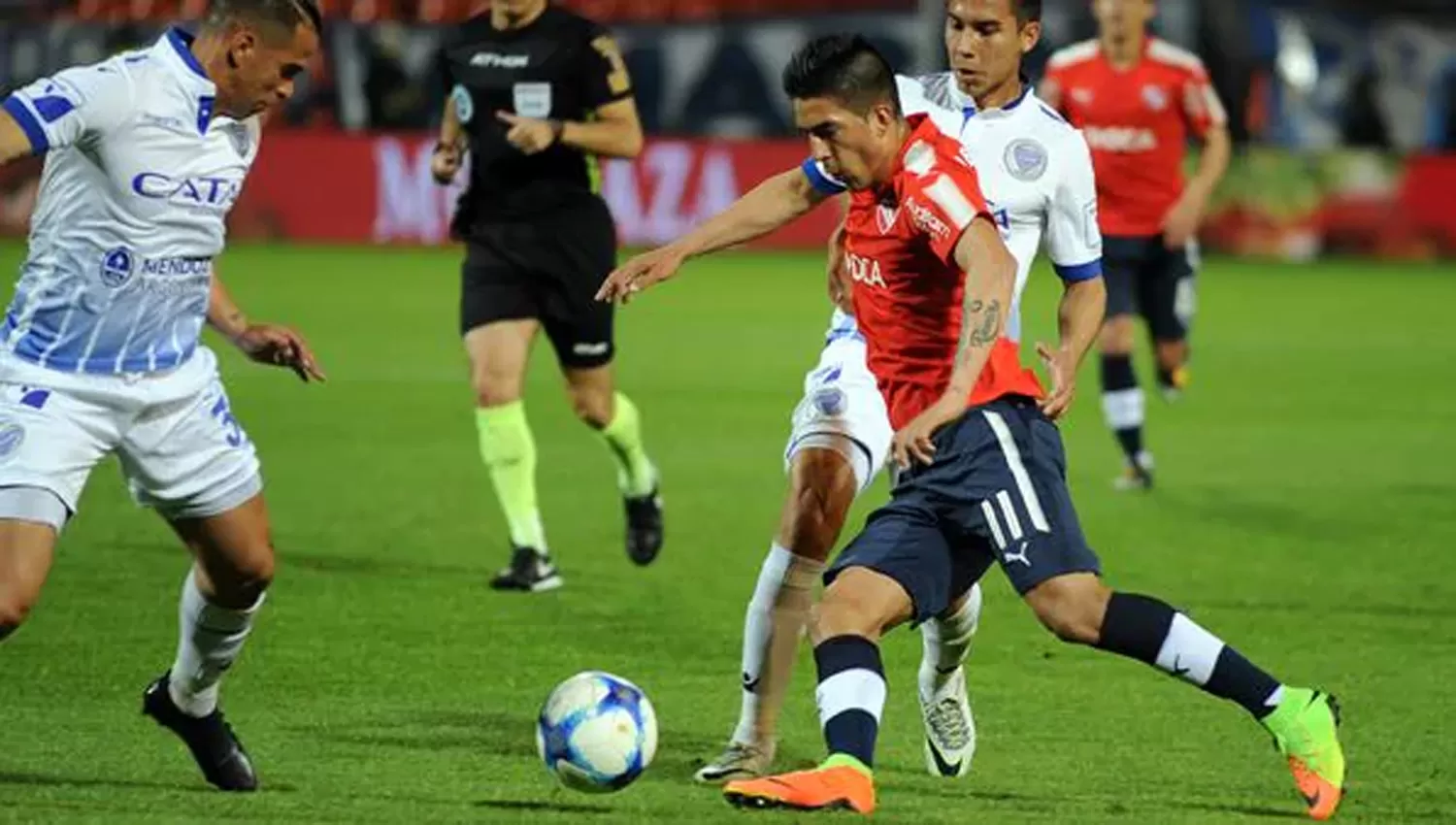 INDEPENDIENTE VS GODOY CRUZ. FOTO TOMADA DE INFOBAE.COM