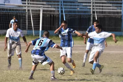 El presidente de Atlético Concepción desmintió los dichos de Juventud Unida y dijo que intentaron incentivarlo