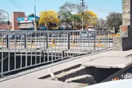 La “trampa” de una vereda rota en la zona del Cristo