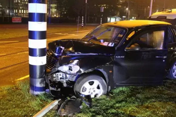 El papá del Kun aseguró que la sacó barata en el accidente